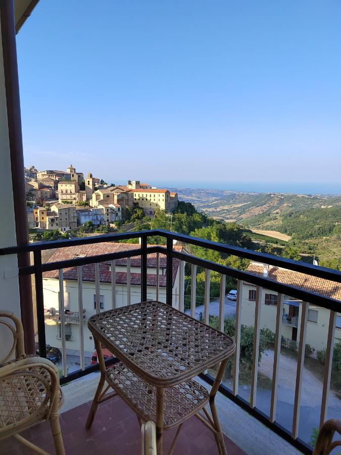 B&B La Finestra Sul Mare 里帕特兰索内 外观 照片