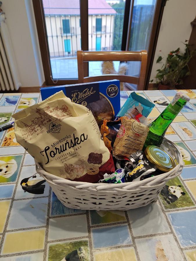B&B La Finestra Sul Mare 里帕特兰索内 外观 照片