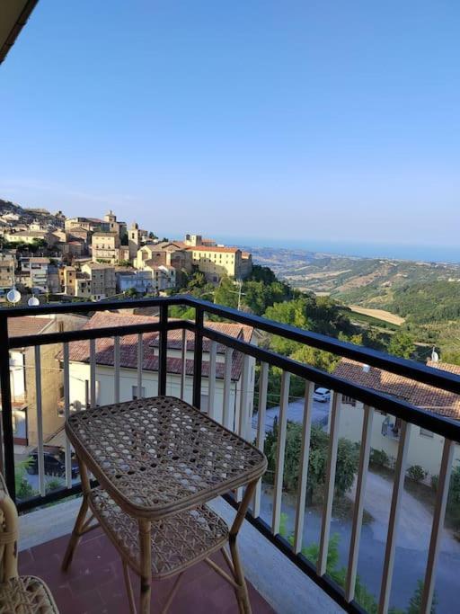 B&B La Finestra Sul Mare 里帕特兰索内 外观 照片